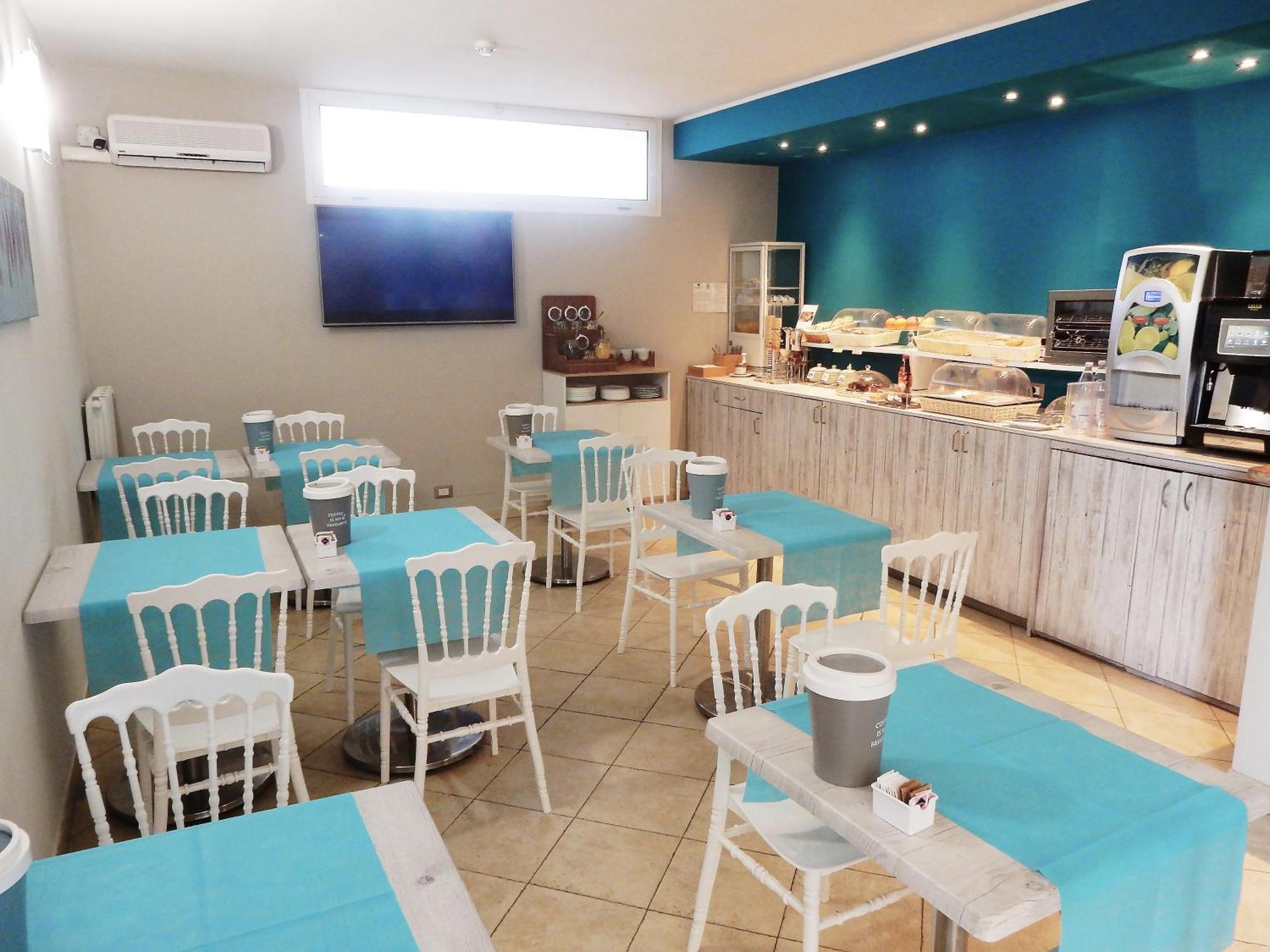 Hotel Kaly Ventimiglia Ngoại thất bức ảnh